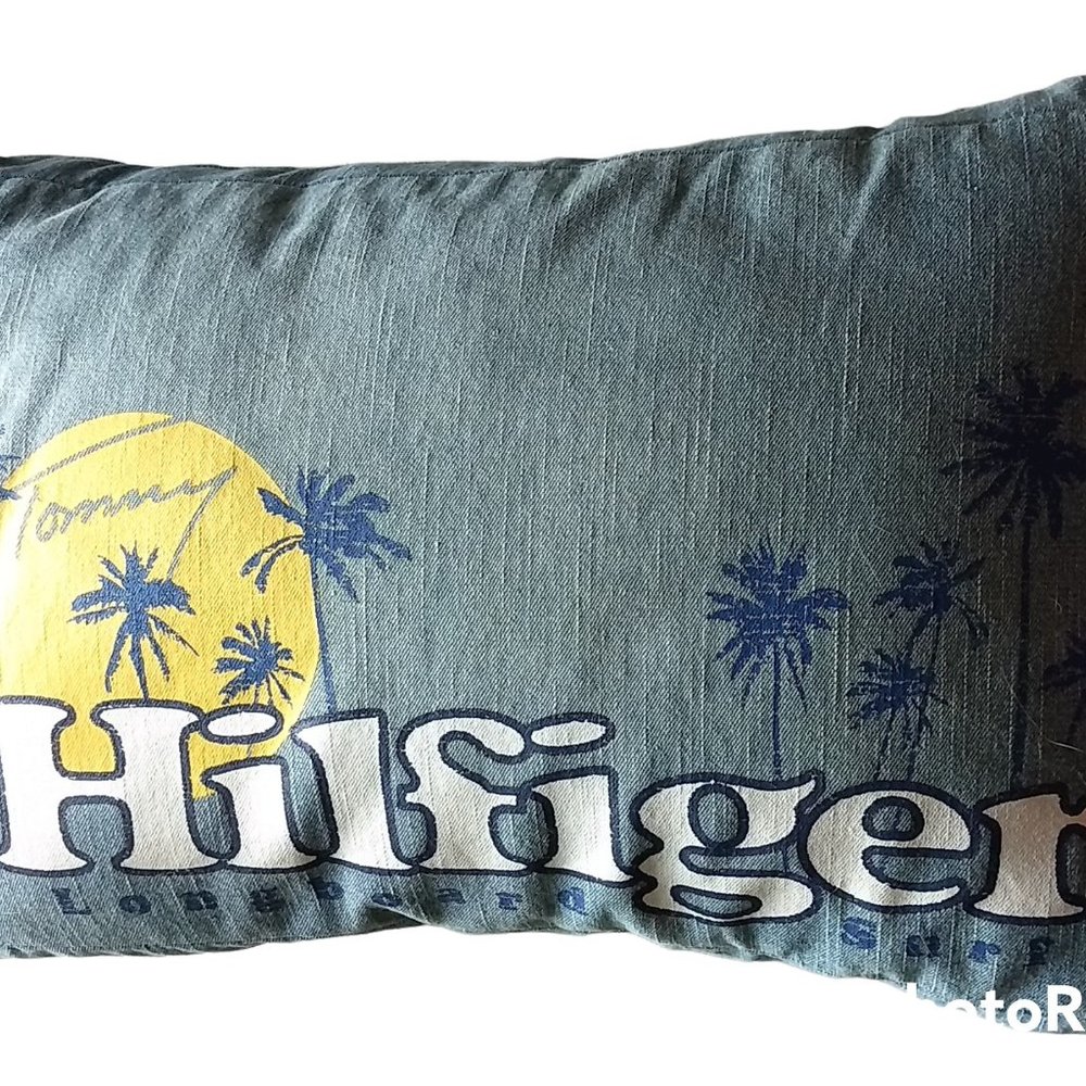 RESERVED FOR @juliamisto - 2 Vintage Tommy Hilfiger Accent Throw Pillows - Picture 5 of 7